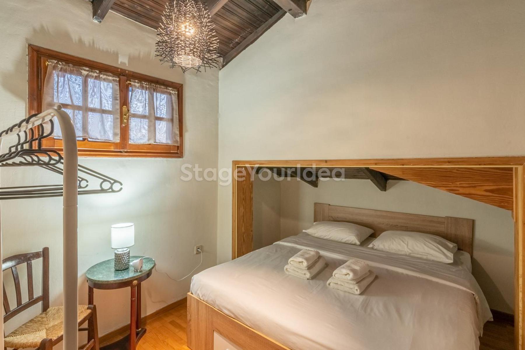 Τraditional Fully Detached Villa On A Luxurious Hillock Of Thessaloniki With Its Own Garden Also For Family & Wedding Gatherings For 10 To 25 People Only 15 Minutes From Airport Esterno foto